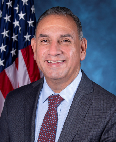 Gilbert Ray Cisneros