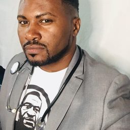Travis Edwards
