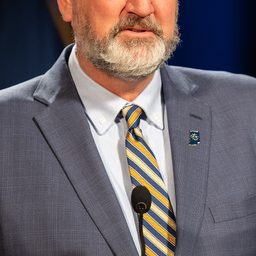 Eric Holcomb