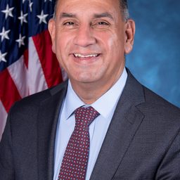 Gilbert Ray Cisneros