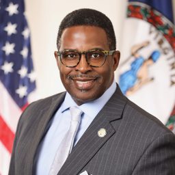 Cliff Hayes