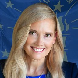 Shelli Yoder