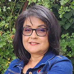 Diane Torres-Velásquez