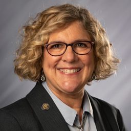 Julie Olthoff